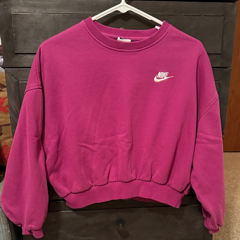 Nike Girls’ Magenta Crewneck Sweatshirt